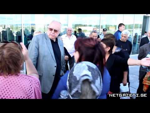 დეპუტატების საუბარი იპოთეკური სესხის მქონე პირებთან