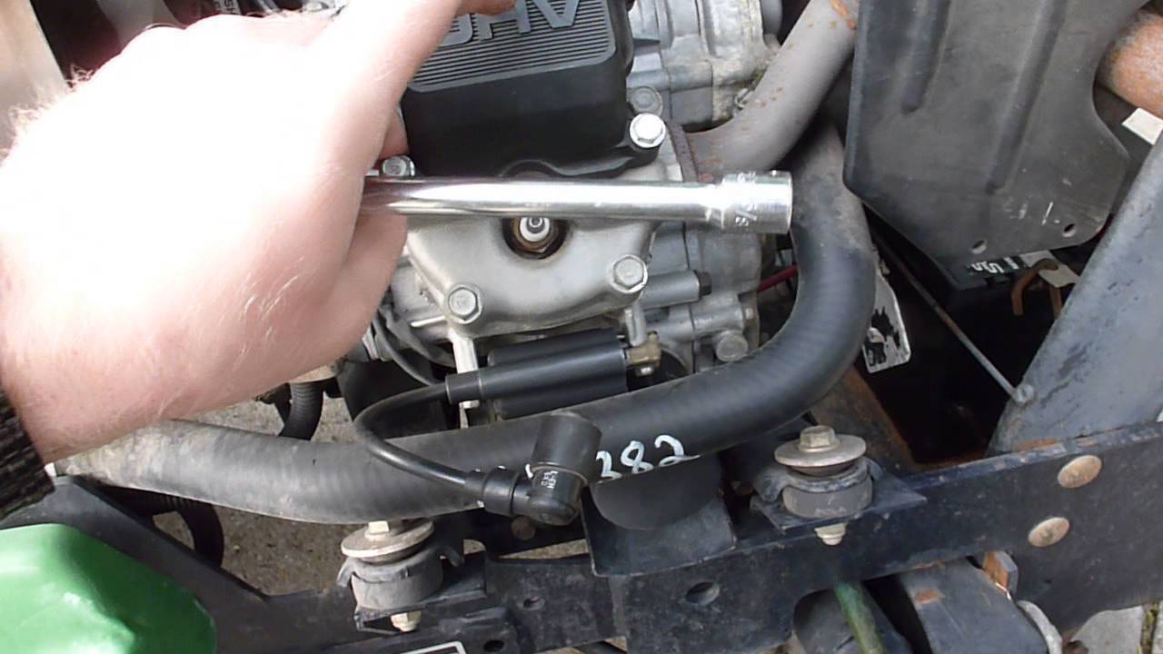 Confirming the Stripped Cam gear on a John Deere 425 445 ... ford tractor ignition coil wiring 