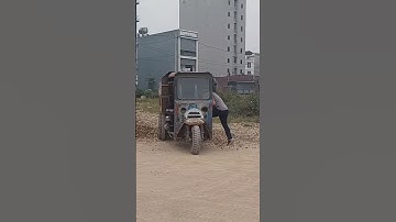 Máy quốc doosan múc sỏi lên công nông #shsorts