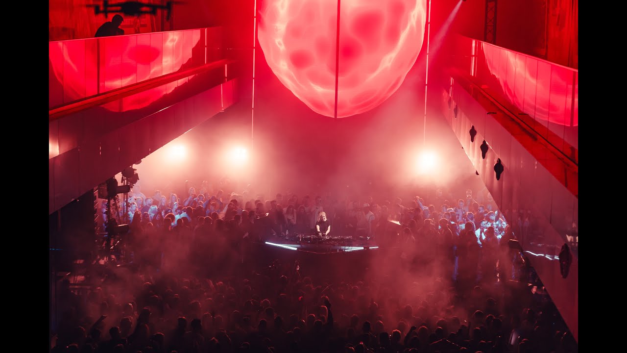 8Kays @ Blockbuster Mall, Kyiv, Ukraine (Live)