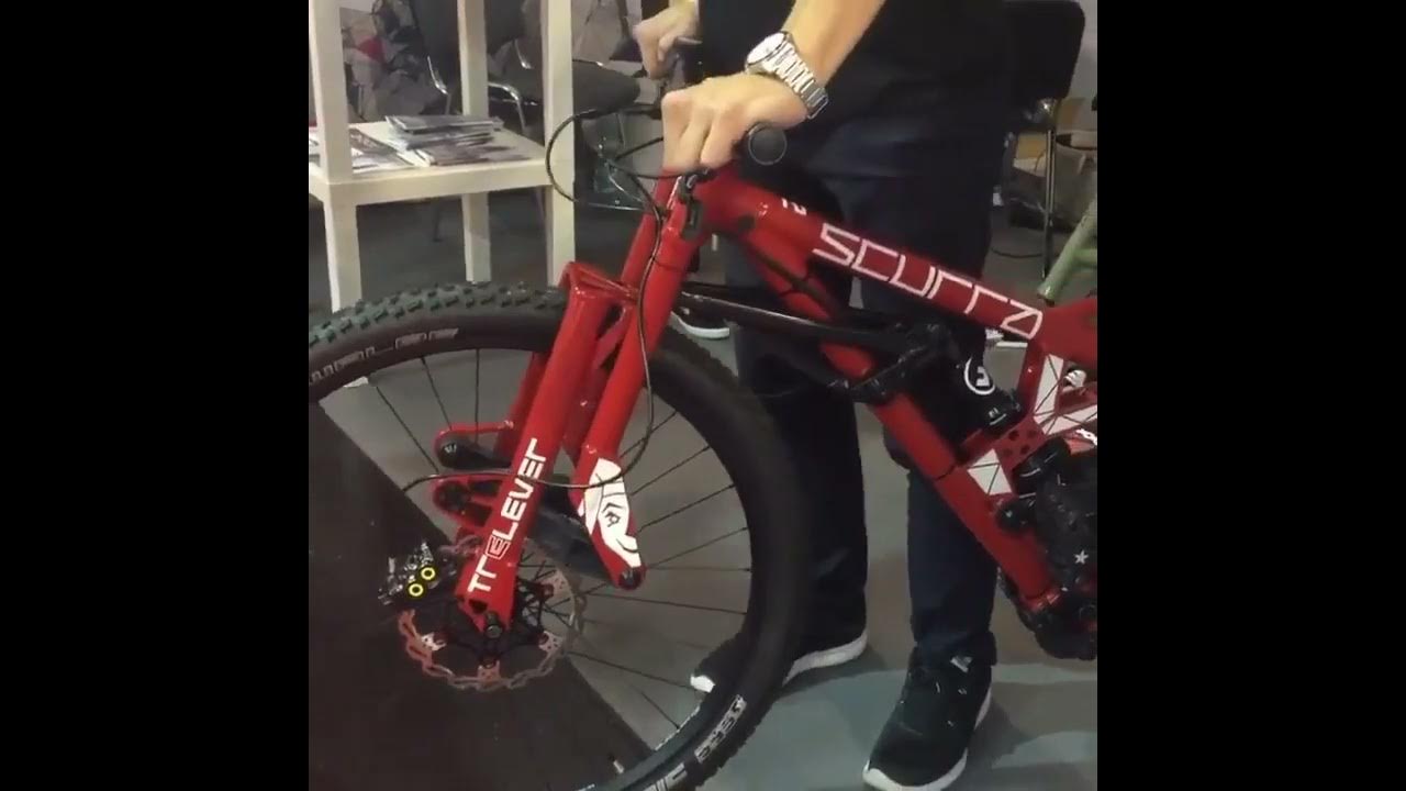 Emil Johansson Slopestyle Bike