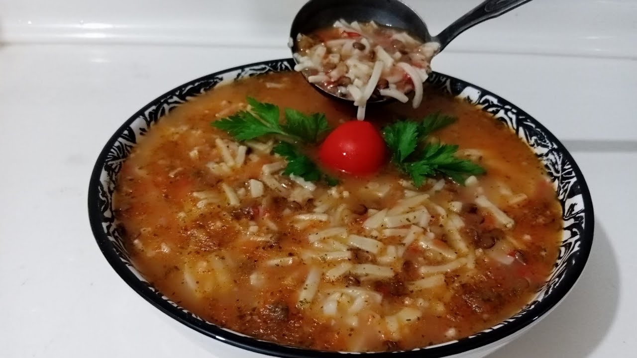 Yeşil Mercimekli Erişte Çorbası Çorba Tarifleri / Nefis Yemek Tarifleri Yeşil Mercimekli Erişte Çorbası Çorba Tarifleri / Nefis Yemek Tarifleri