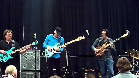 BX3 Freeway Jam Stu Hamm, Billy Sheehan,Jeff Berli...