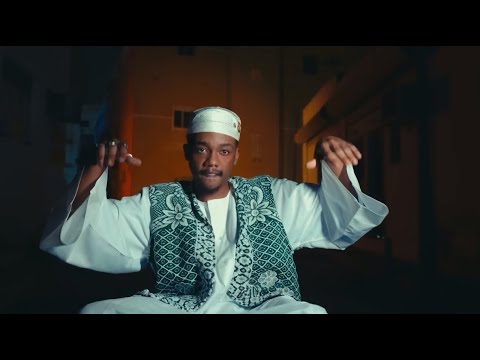 دافن شي و خياط كنج الحلبة Magazine DAFENCII X KHAYYAT KING ALHALABA