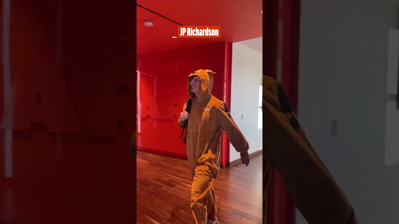 Which rookie had the best costume? 🤔 Which rookie had the best costume? 🤔