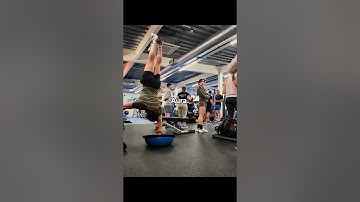 People React 😈🔥 #calisthenics #aura #reaction #respect #gymshorts #streetworkout #sports #motivation