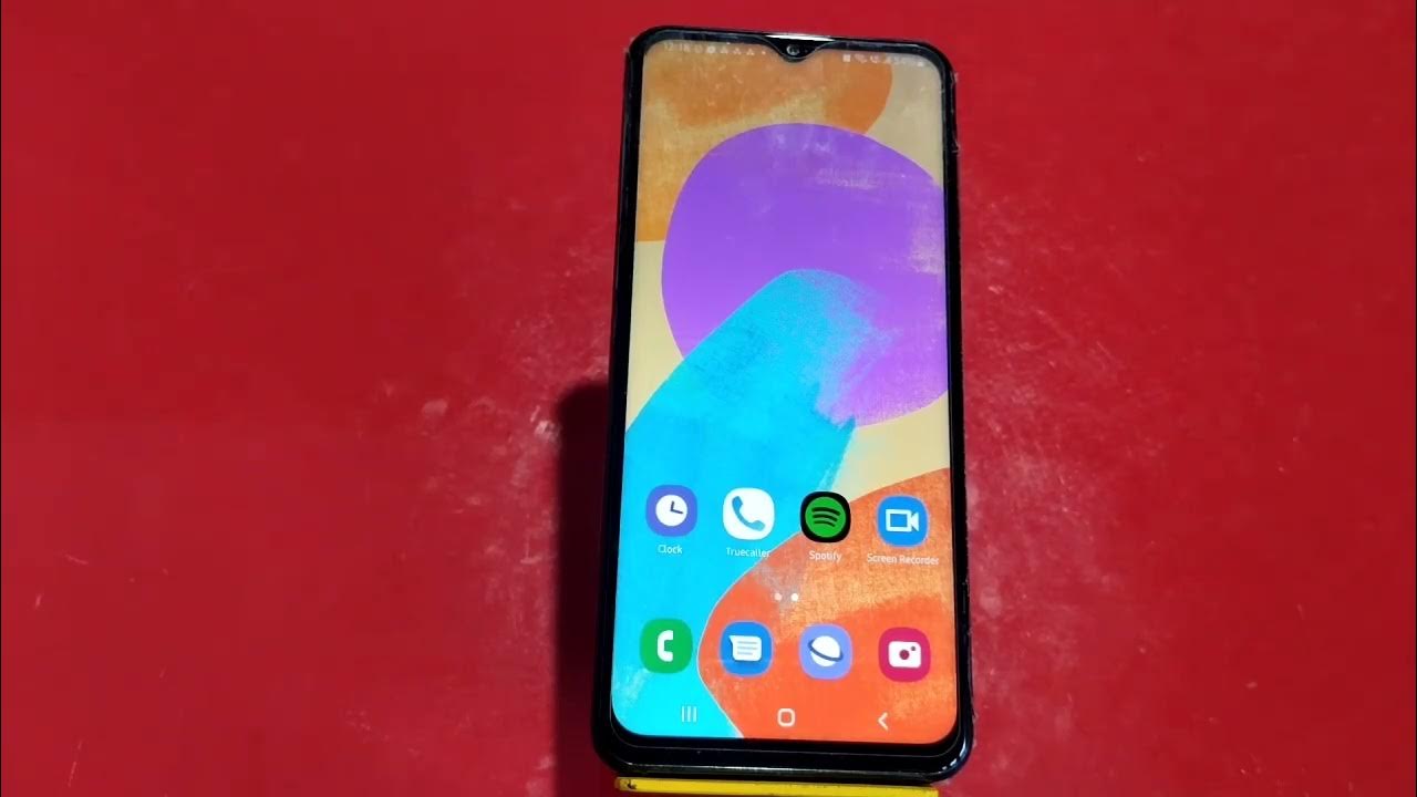 How to take a screenshot in Samsung Galaxy A54 5G, three finger