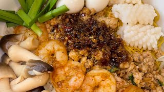 My Vietnamese dry noodle sauce recipe is bomb.com ask yo mom