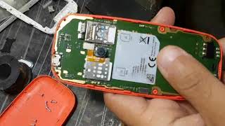 Nokia 3310 (TA-1030) White Display solution || how to fix nokia 3310 black & white display