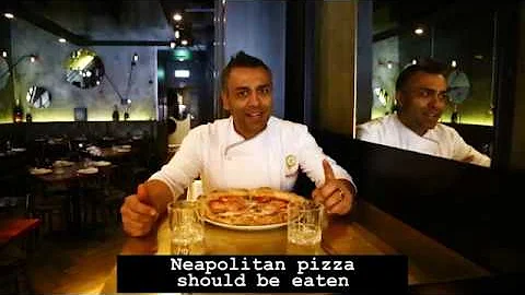 How to Eat a Neapolitan Pizza, the Neapolitan Way