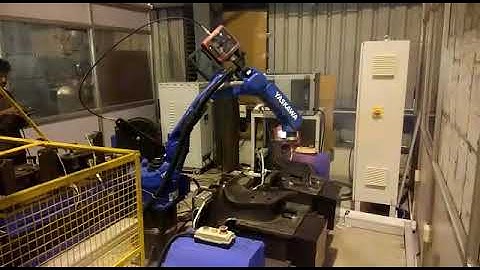 YASKAWA WELDING ROBOT - AR1440