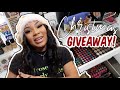 VLOGMAS #9: GIVING AWAY ALL MY MAKEUP! HUGE CHRISTMAS GIVEAWAY!