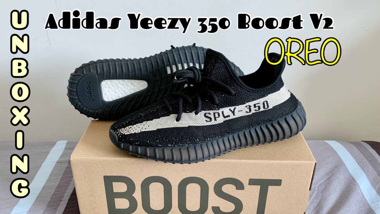 UNBOXING Adidas Yeezy 350 Boost V2 Oreo 2022 - YouTube