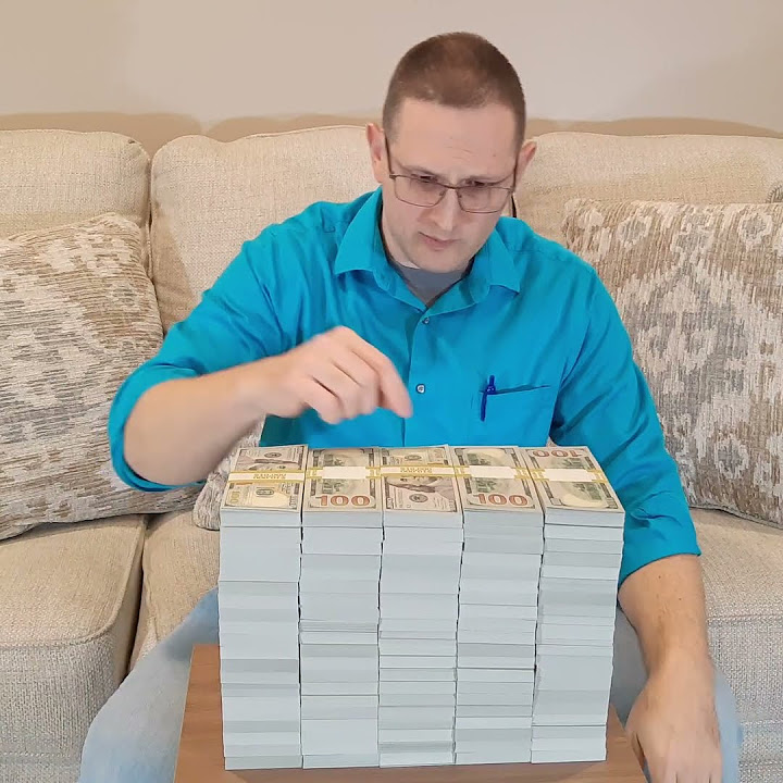 How Much Does a Million Dollars Weigh #shorts #money #question # ...