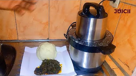 HOW TO USE THE YAM POUNDER TO POUND YAM