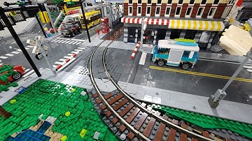 Lego curved train track mils road plate railroad crossing.