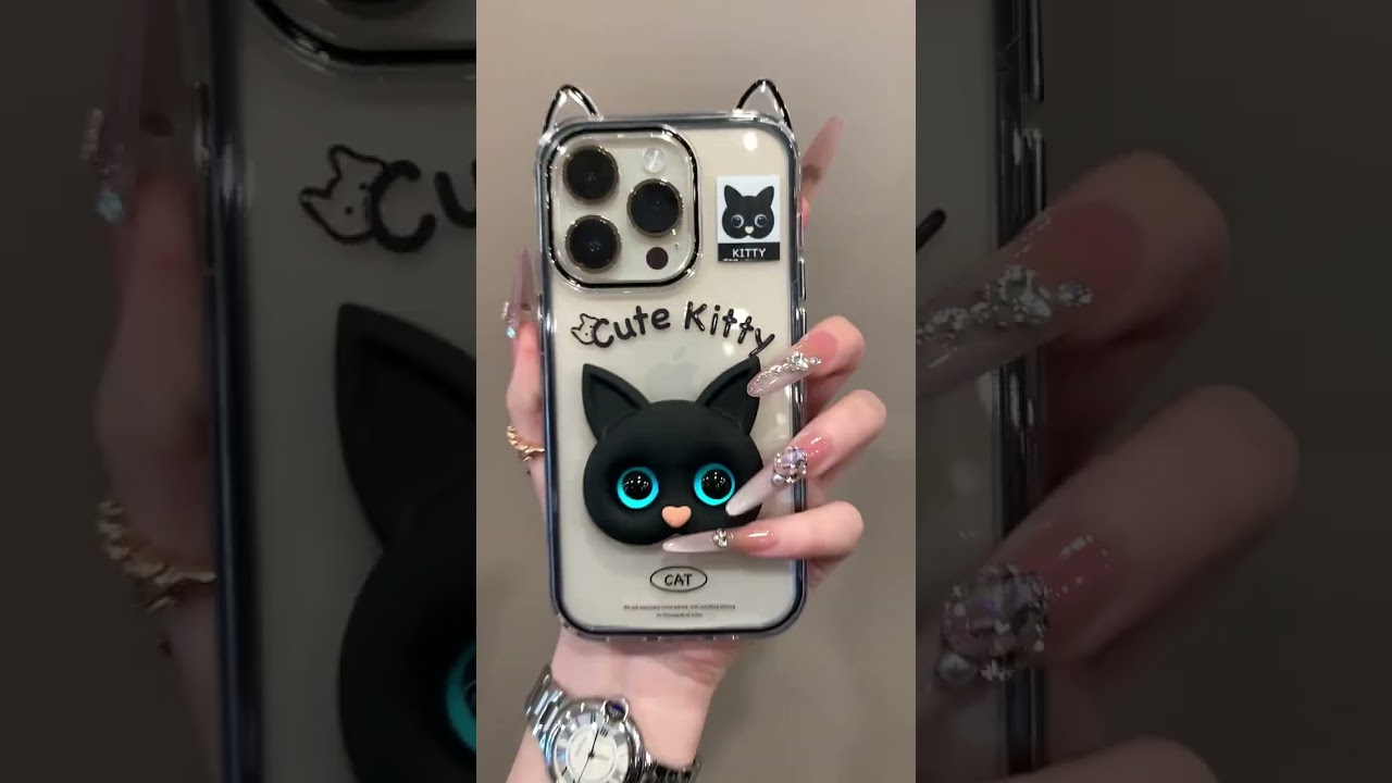 "Mobile Cover Perfection! Protect your phone in style with CoverCrush! 📱💥"