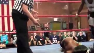 Wrestler Breaks His Neck Doing Backflip 