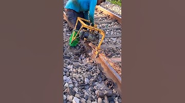 Grinding Machine Work #railworker #railway #railwork #indianrailways #grinding #destressing #rail