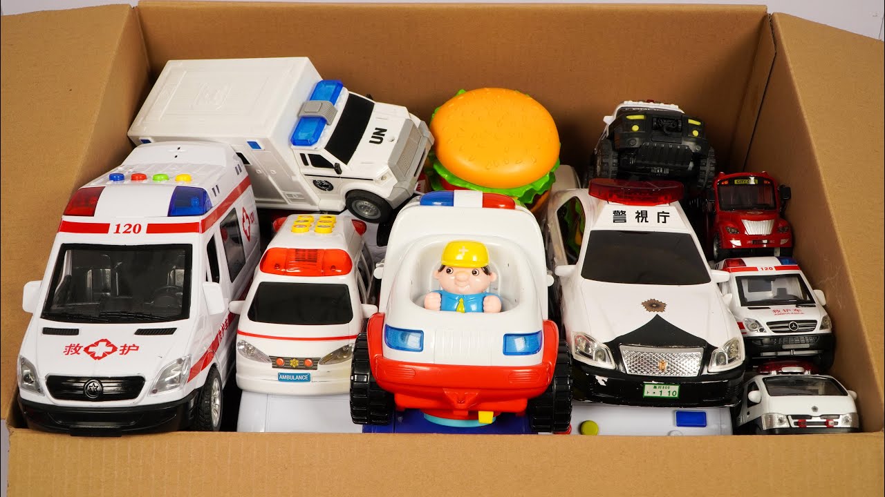 救急車のミニカー走る☆緊急走行テスト☆坂道走る｜ Ambulance miniature car runs! Emergensy driving test