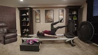 Reformer Jumpboard boxing gloves/looped band Intermediate to advanced
