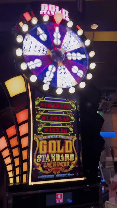 We got the jackpot spin thing on the Gold Standard Slot! #slots #vegas