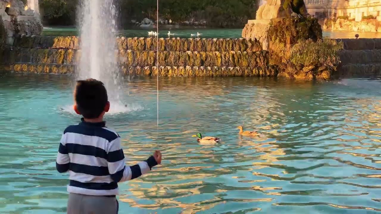 Barcelona 4K. RARE!!! The Ciutadella Park with a Working Fountain