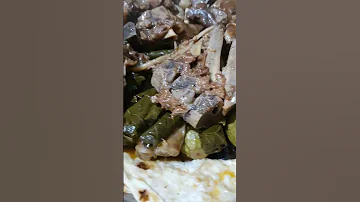 أطيب دولمة عراقية من تحت ايدين الغالية ماما ربي يطولي بعمرك ومايحرمني منك دولمه عراقيه دولمة 