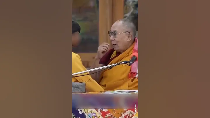 ダライ・ラマ法王、少年に舌を「吸う」よう指示して謝罪