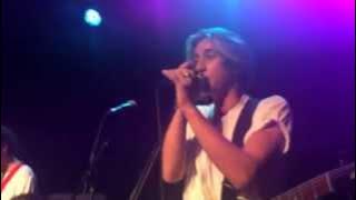 Download lagu Hold Your Breath- Chase Atlantic (Live)