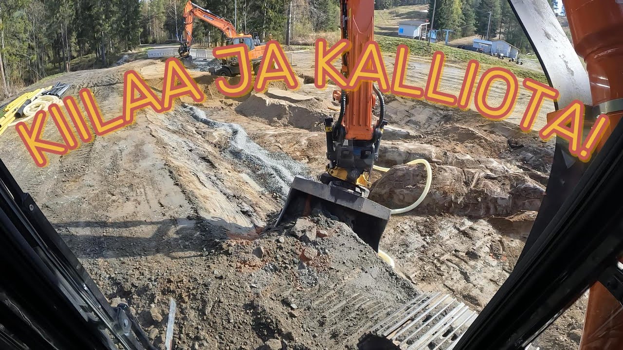 VUOREN JUURELLA. Hitachi Zx250Lc-7