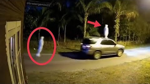 MOBIL INI DI KEJAR DUA POCONG ! 10 PENAMPAKAN HANTU TERJELAS DAN SERAM YANG VIRAL DI INTERNET