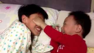 超好笑來~哥哥教你英文-顏色篇2(20140326)