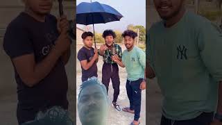 He’s living in his own world! ☂️🎤😂 #funny #comedy #reaction #interview #humor #shorts