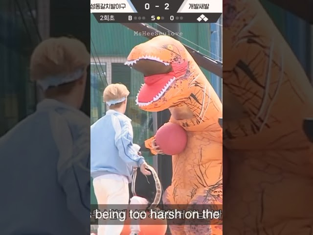 Hoshi and S.Coups wearing 🦖 costumes is one of the cutest things I’ve ever seen today #seventeen class=