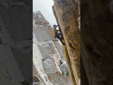 Overhung Crack Climb in Pine Creek, California #california #climbing #tradclimbing #yosemite