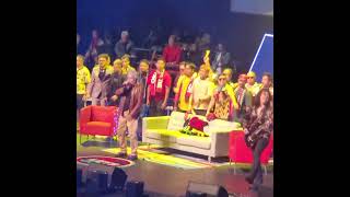 Teratai at OLG Live by Ramli Sarip