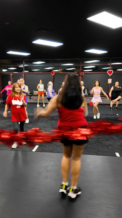 Crunch Fitness Hilliard DJ