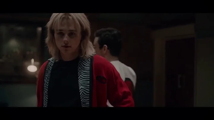Bohemian Rhapsody - Another One Bites The Dust (Full Scene)