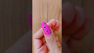 easy nailart design for beginners 💅🌸💚#shortsfeed #nailartdesigns #shortvideo #nails #nailart
