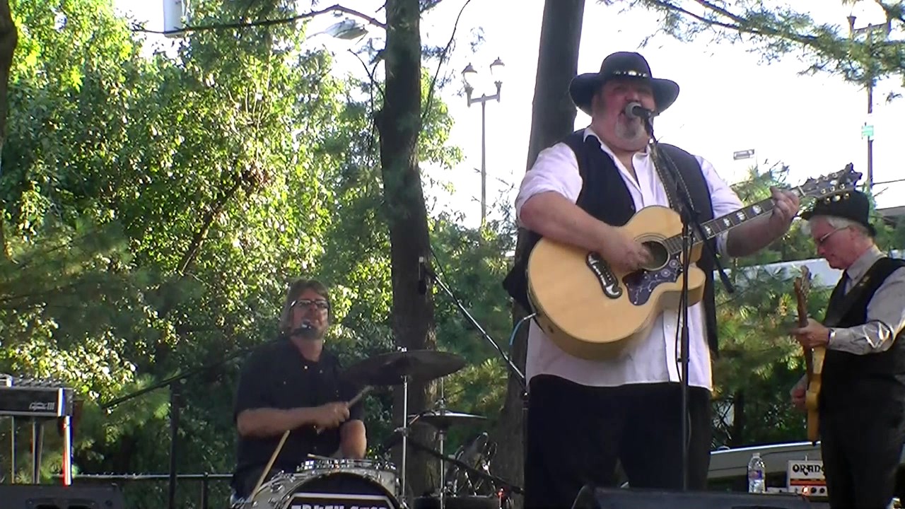 truck-stop-troubadours-the-one-i-loved-back-then-the-corvette-song