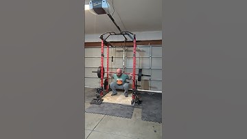 315 Pause Squat. Last set before working sets.