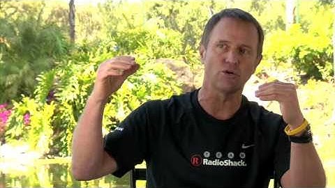 Lance Armstrong: Understanding VO2 Max  & Lactate Threshhold