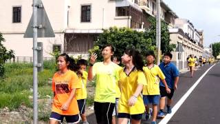1050525僑真國小健康路跑即將抵達學校12