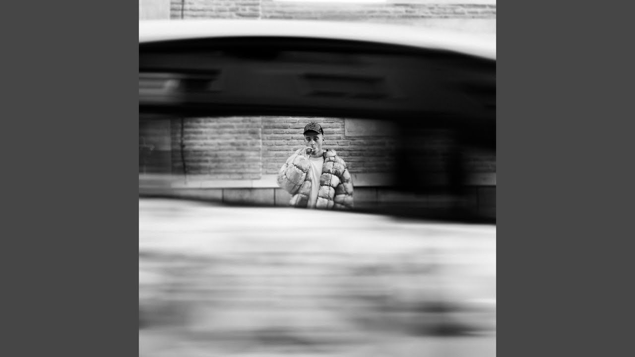 Guarda Mainoo su YouTube Guarda Mainoo su YouTube