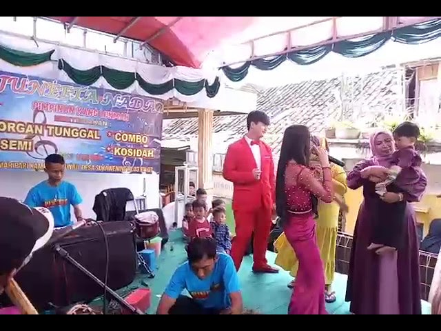 HARUSKAH BERAKHIR - INDRI KDI || Versi Bajidor - om JUNEETA Sawerannya Mantap Hot class=