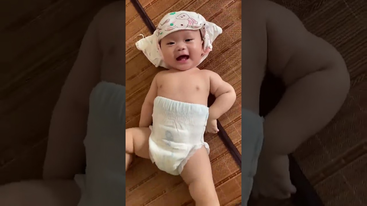每次脱衣服睡觉都好开心呀！#有肉感的小宝宝 #人类幼崽的活力值