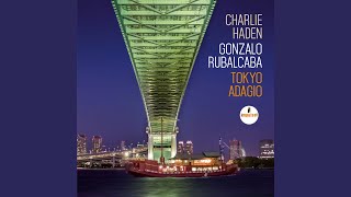 Video thumbnail of "Charlie Haden - En La Orilla Del Mundo"