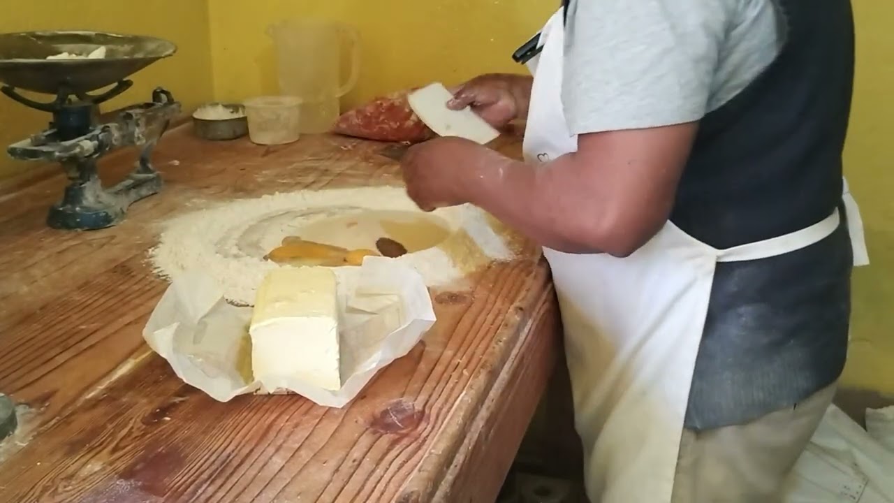 RICO PAN LLAMADO CAPOTE, O TAPADO.