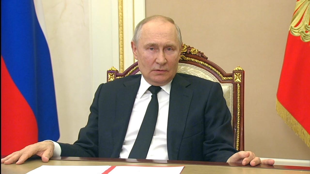 Владимир Путин о позиции Сталина и землях Польши на Западе — Transcript